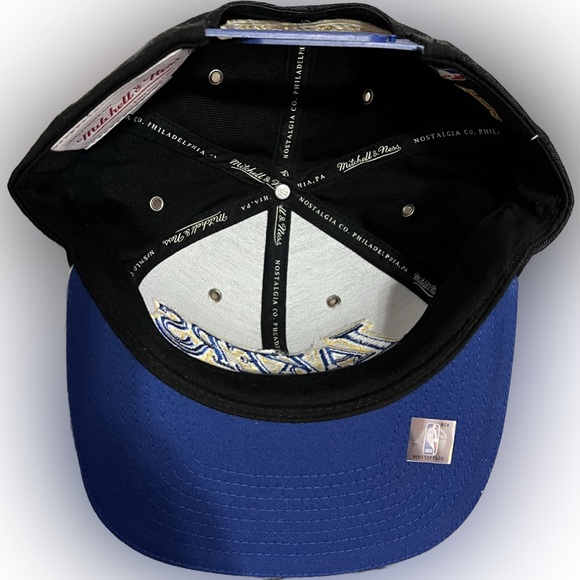Los Angeles Lakers Mitchell & Ness Snapback Hat - Picture 5 of 5